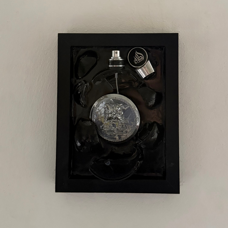 Attar Fakhar Lattafa Black – Zerbrochene Flaschenkunst