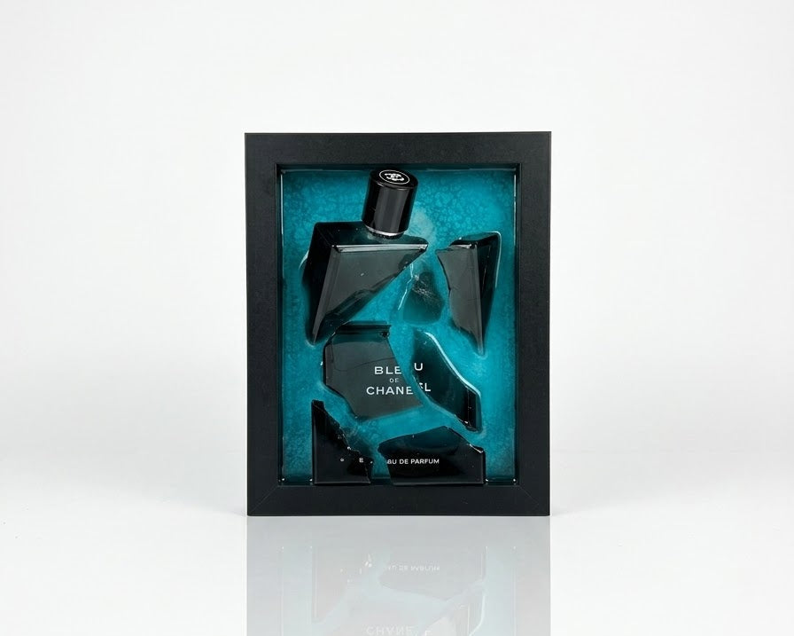 Bleu de Chanel – hclat | Zerbrochene Flaschenkunst